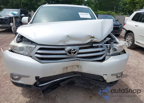 2013 Toyota Highlander Plus/Se из США, поврежденный, VIN 5TDBK3EH7DS243892
